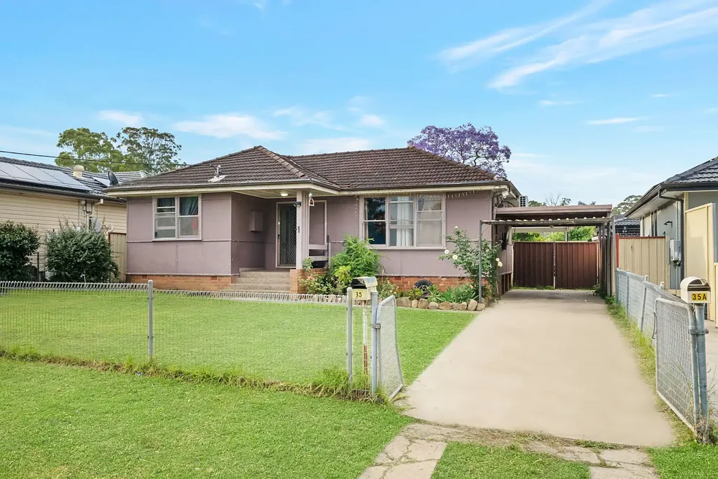 35 Romney Crescent, Miller, NSW 2168