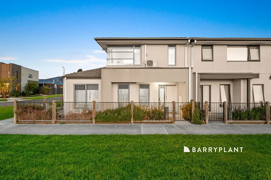 11 Ravalia Walk, Officer, VIC 3809