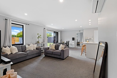 4, 4a, 4b Margaret Street, 6房, 4浴, Home & Income