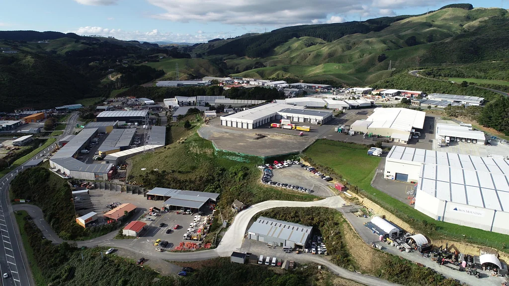 Grenada North 5,000sqm secure yard - Prime location