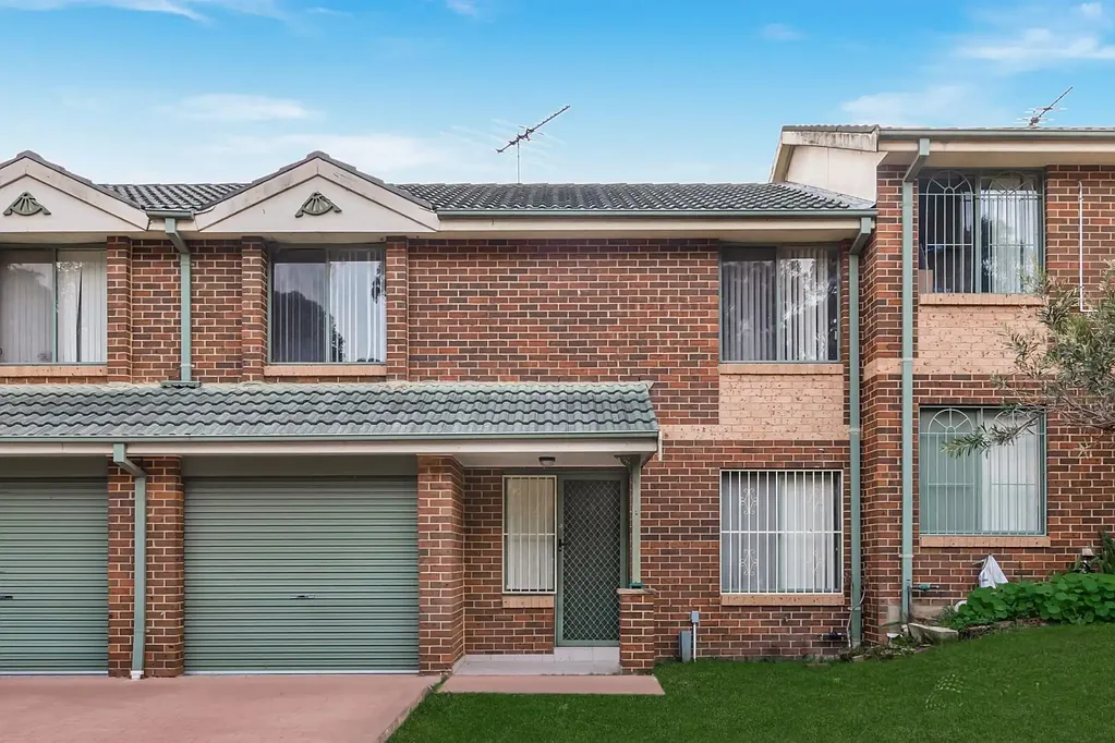 Modern & Low-Maintenance 3-Bedroom Townhouse in Convenient Mount Druitt Location