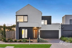 44 Homage Avenue, Fraser Rise