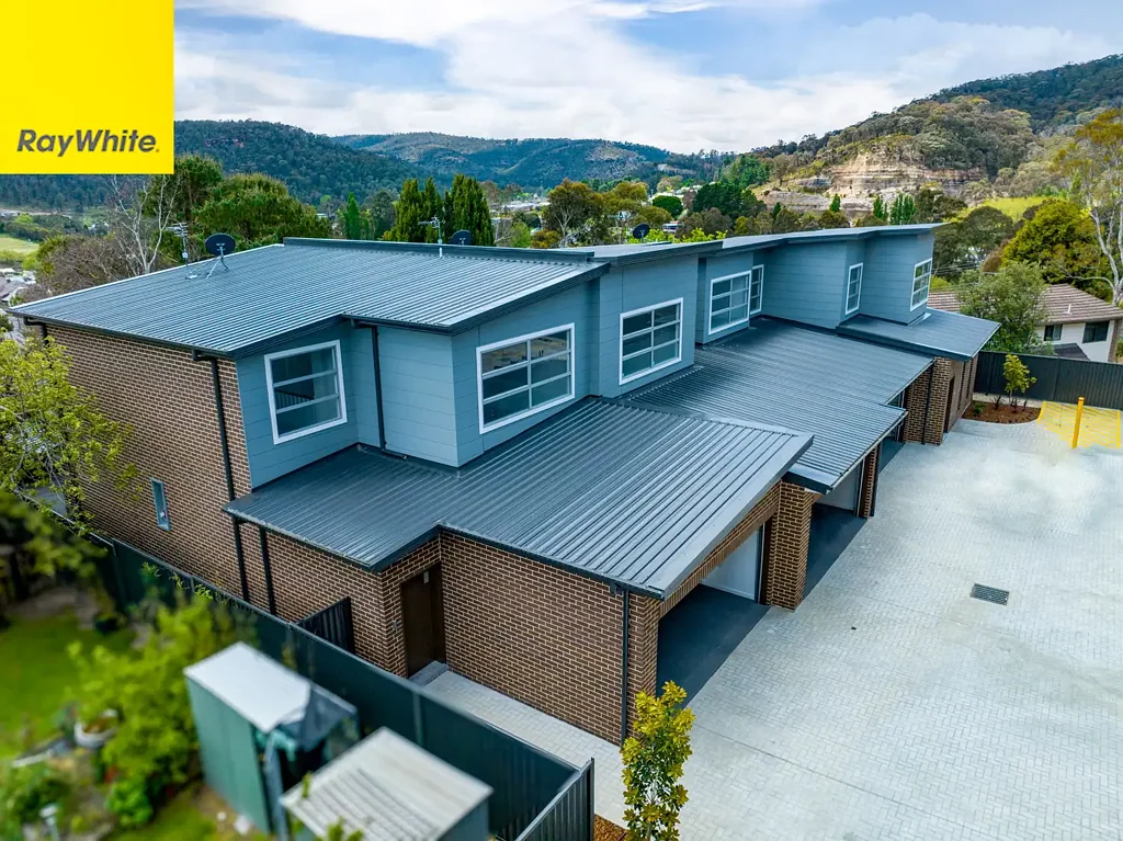 Lithgow 3ਬੈੱਡਰੂਮ LUXURY TOWNHOUSE