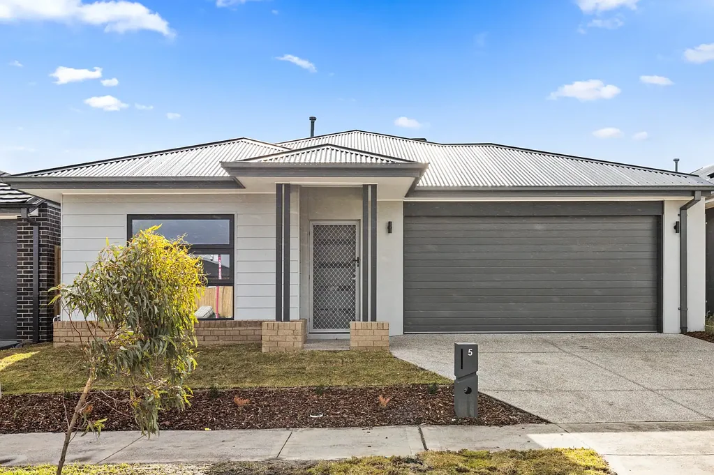Brand new four bedroom family home