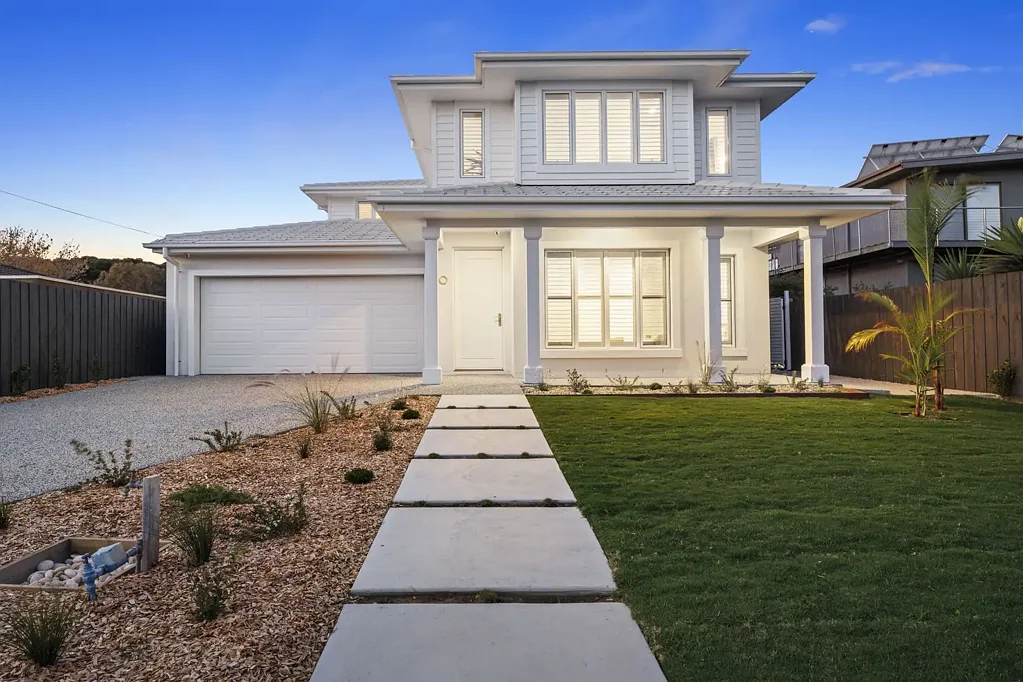 10 Kooringal Road, Blairgowrie, VIC 3942