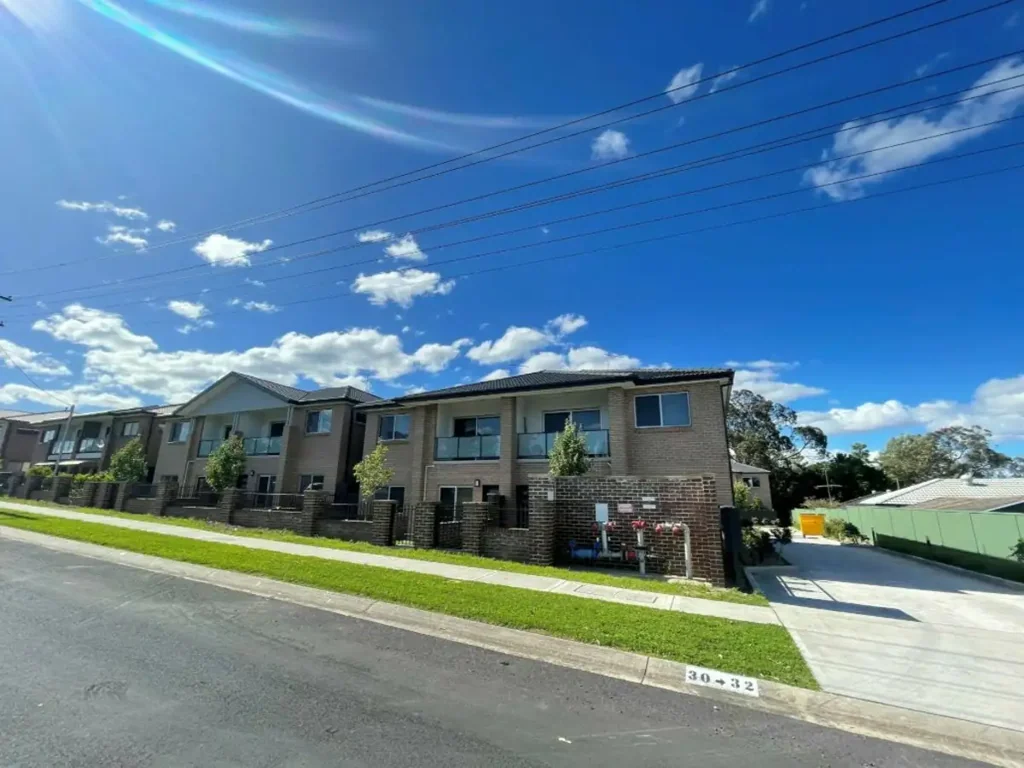 ABOVE GROUND MODERN UNIT AVAILABLE!