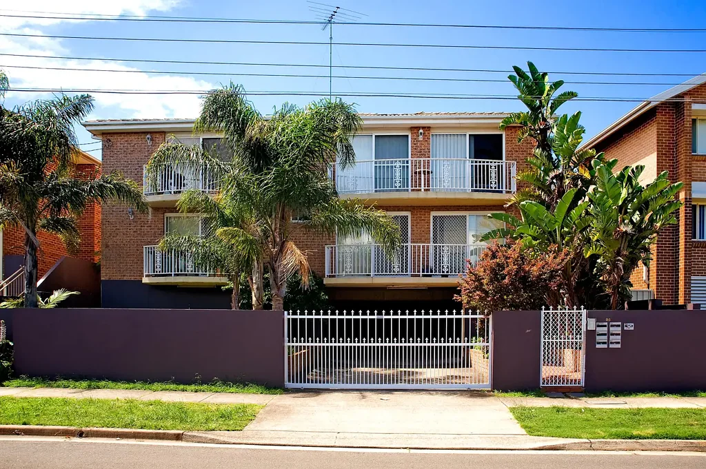 Garden Apartment Minutes Walk to Maroubra Beach