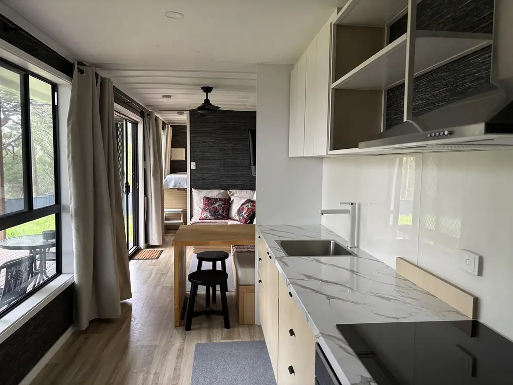Furnished Cottage with Views
