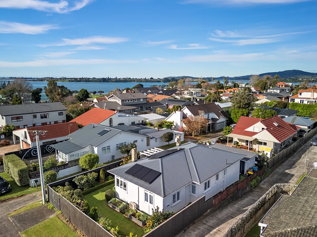 376A Devonport Road, Avenues, Tauranga, Bay of Plenty