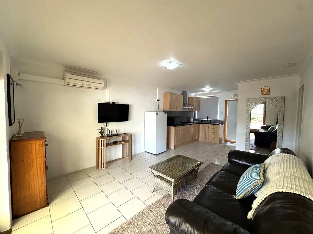 Fully Furnished 1 Bedroom Unit - Just Bring Your Suitcase!