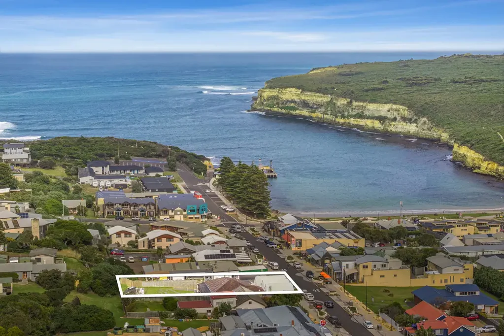 Port Campbell 5房  PRIME PORT CAMPBELL POSITION - CENTRAL COMMERCIAL OPPORTUNITY