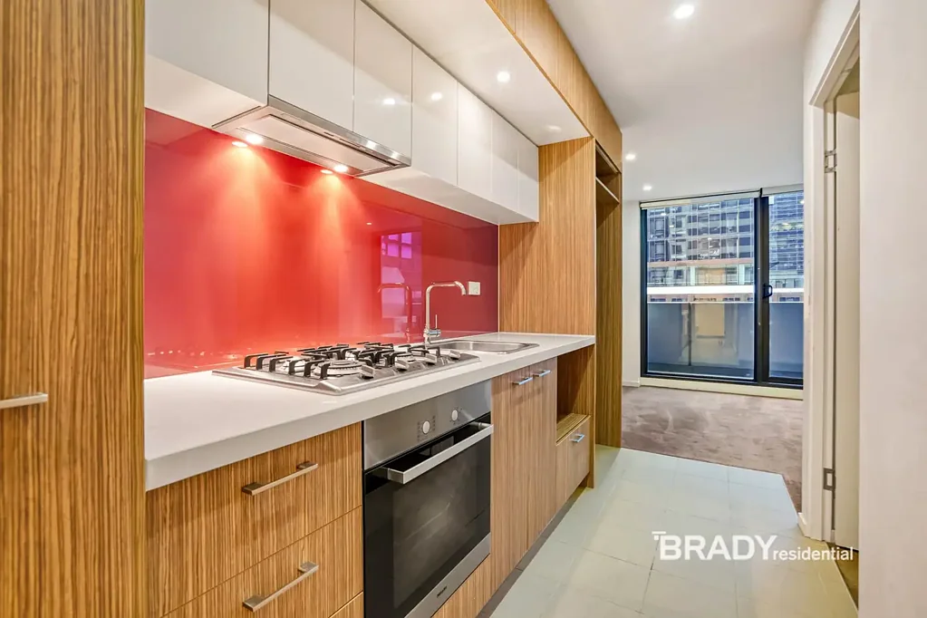 ONE BEDROOM APARTMENT AT MELBOURNE SKY