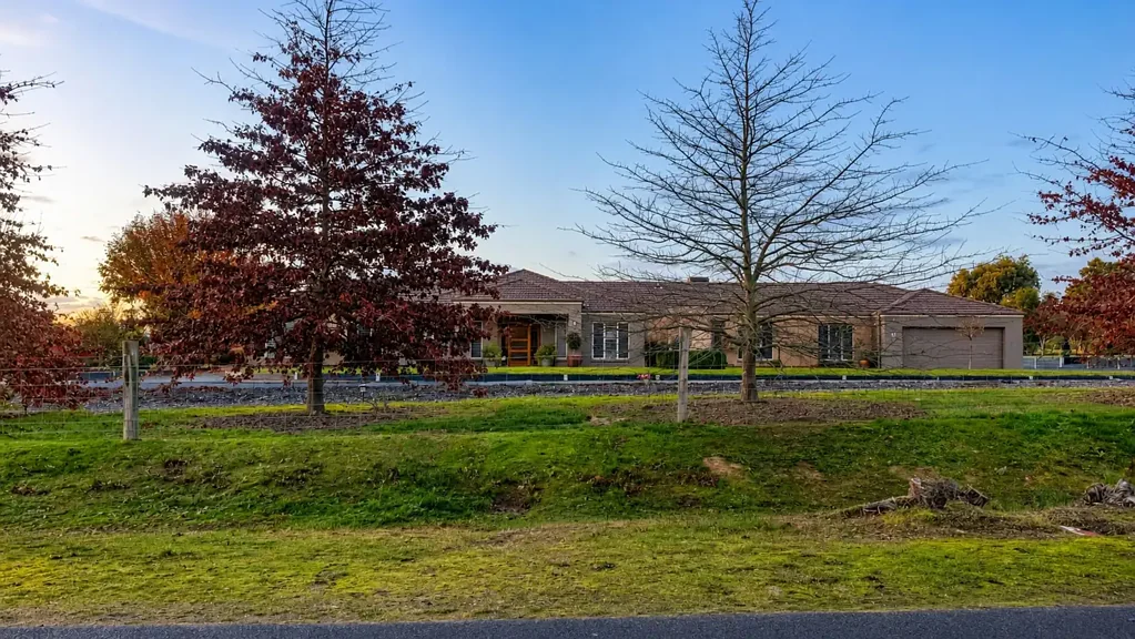 79 Taemore Close, Haddon, VIC 3351