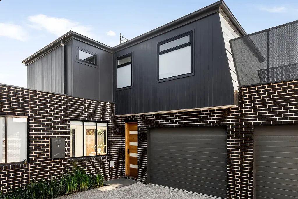 Heidelberg West 3chambre Private, polished & perfectly positioned