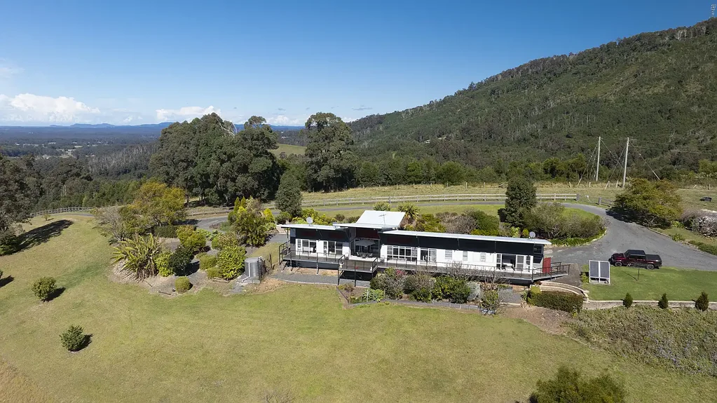 Nabiac A Country Lifestyle with Outstanding Views