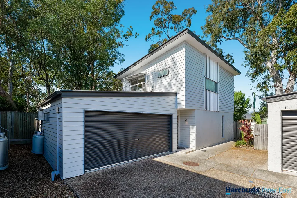 Modern Townhouse in Perfect Location