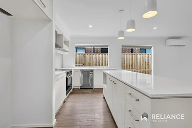 24 Sinopia Street, Tarneit, VIC 3029, 4 Bedrooms, 2 Bathrooms, House