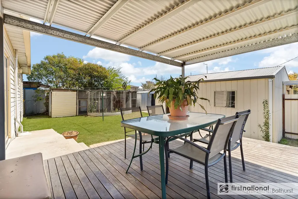 26 Alamein Walk, West Bathurst, NSW 2795