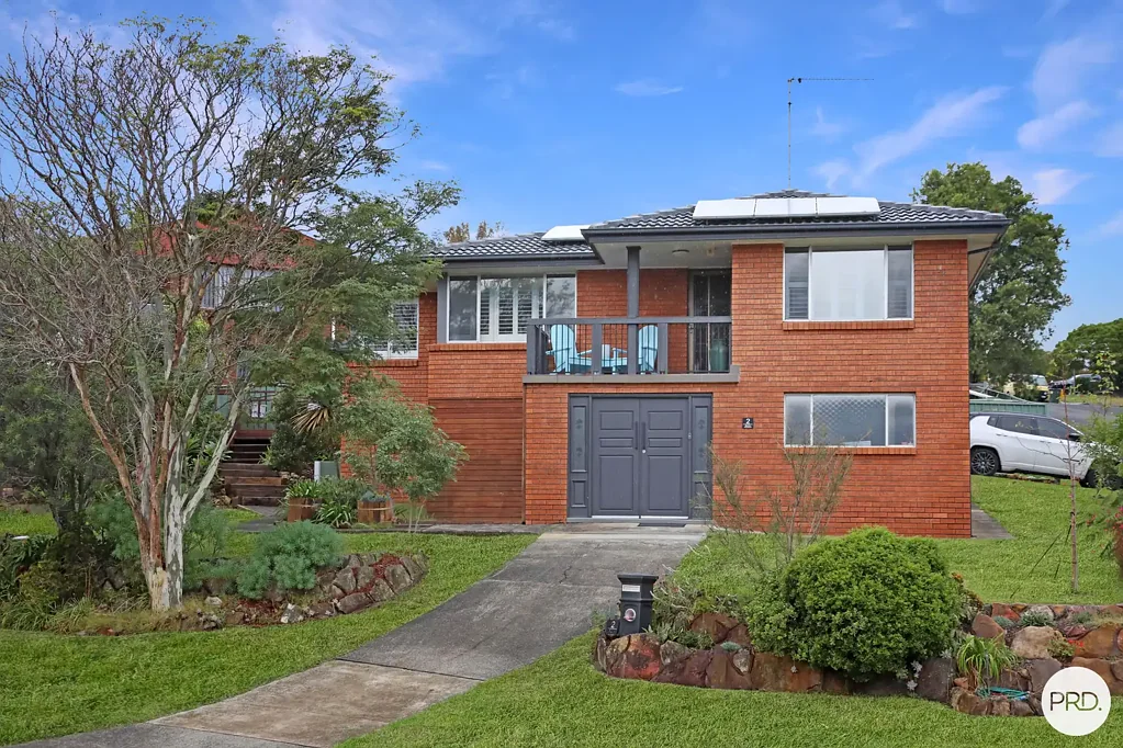 Albion Park 3房  Versatile Home with Potential for 5 rooms on 716m² block