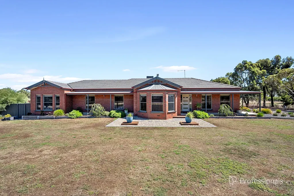 7 Collins Court, Maryborough, VIC 3465