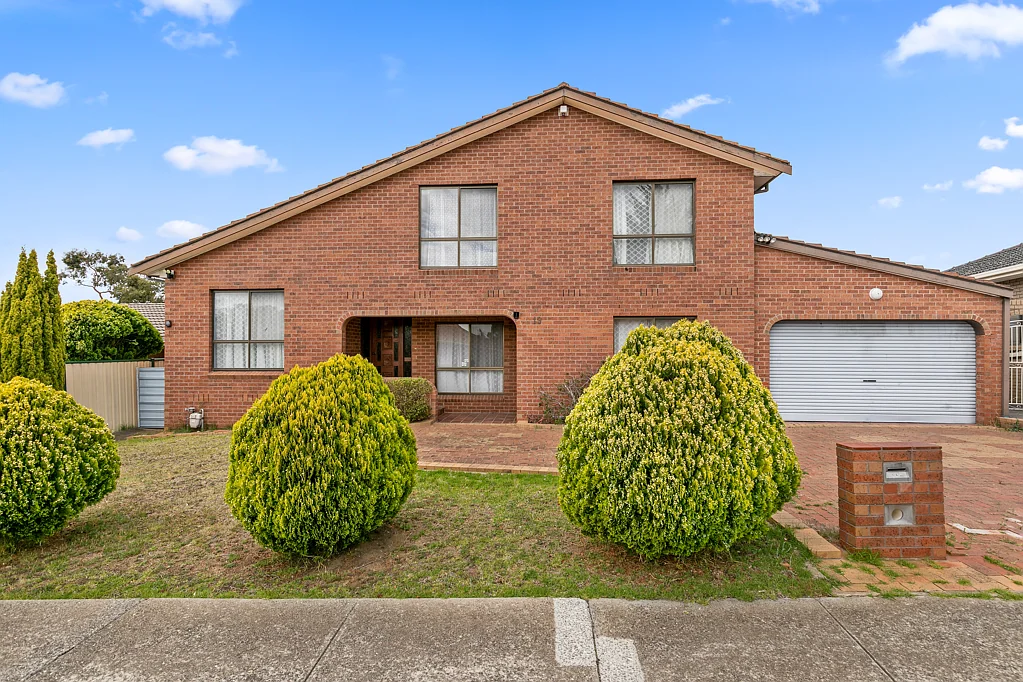 19 Swindon Crescent, Keilor Downs, VIC 3038