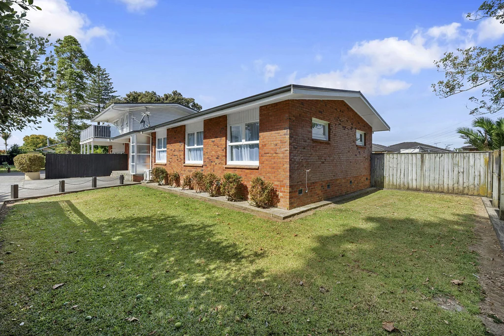 2/23G Gray Avenue, Mangere East, Manukau City, Auckland