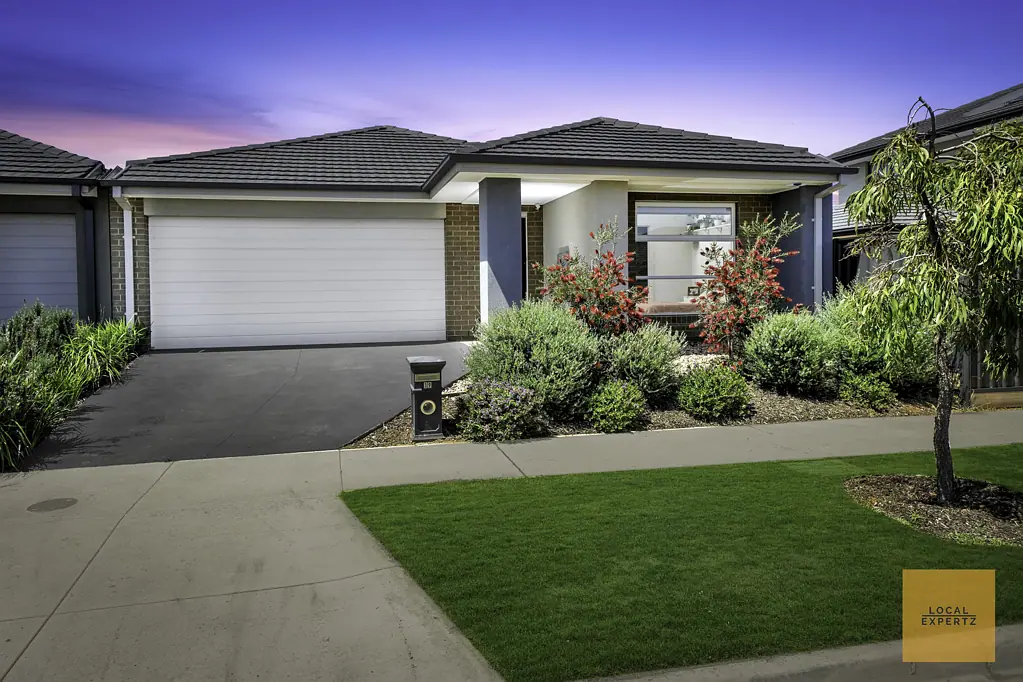 19 Staccato Terrace, Strathtulloh, VIC 3338