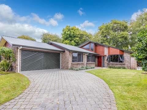 Flagstaff 4房  Spacious, Modernised Living in a Prime Location