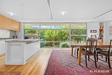 9 Johnston Street, Narrabundah, ACT 2604, 5 Bedrooms, 3 Bathrooms, House