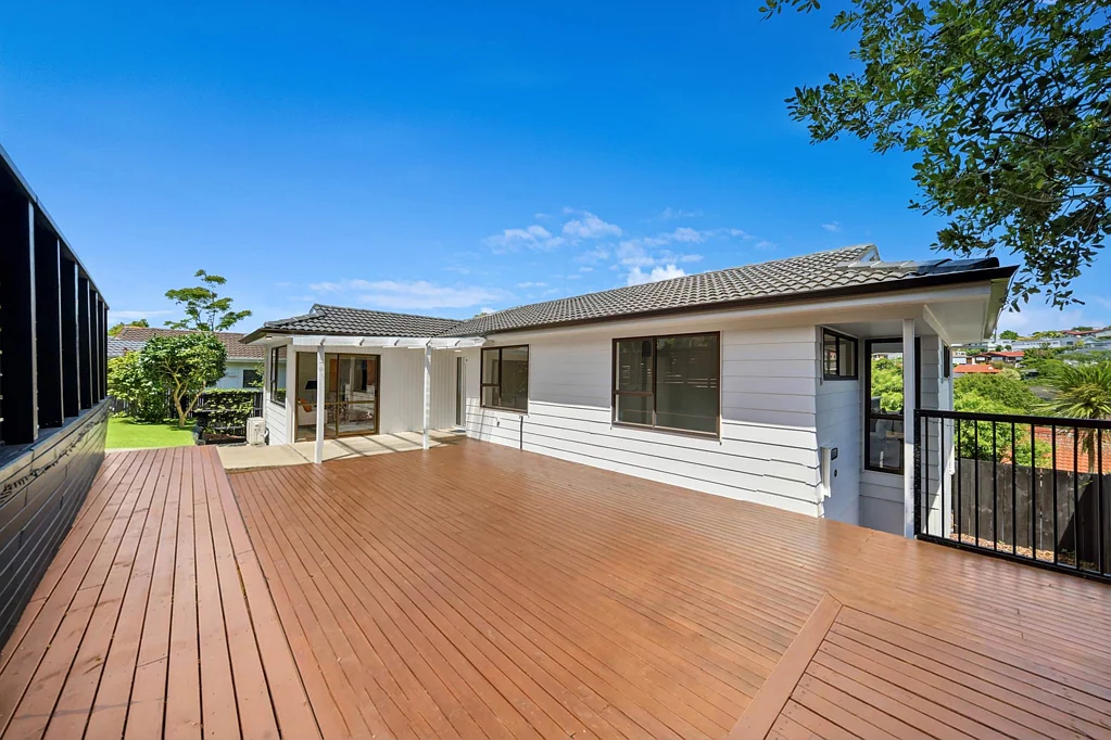 93 Stapleford Crescent, Browns Bay, North Shore City, Auckland