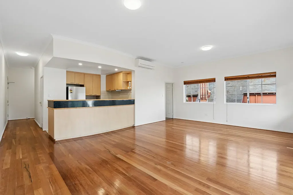 RESORT STYLE 3X2 INNER CITY HOME OFFERING AMAZING LIFESTYLE CHOICES
