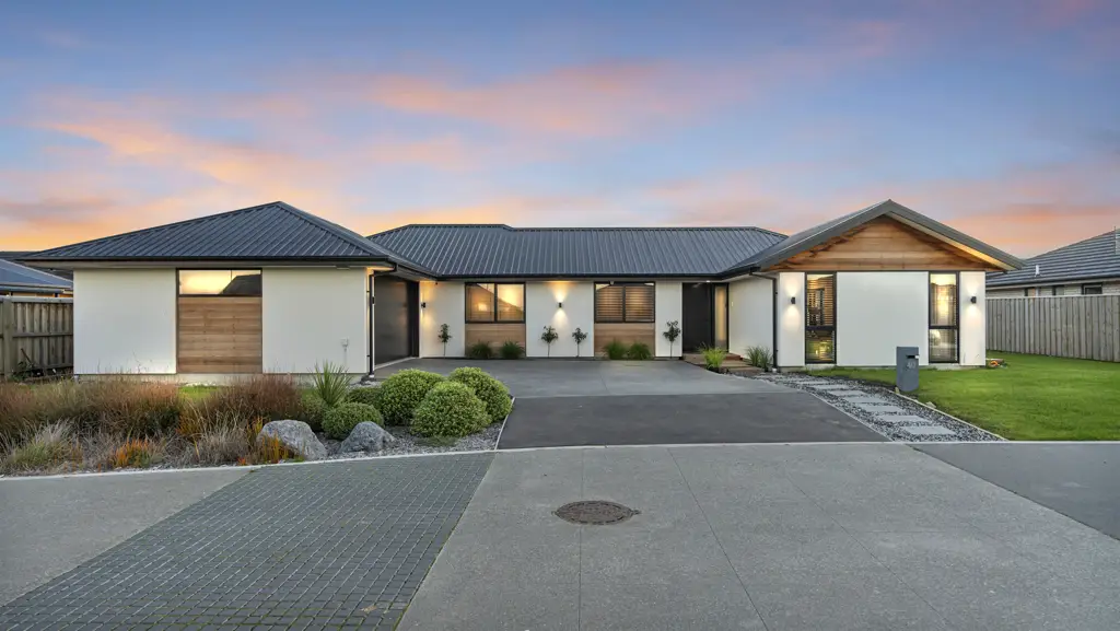 Rolleston 4Kwarto Style, Space & Urgency - This One Won't Wait!
