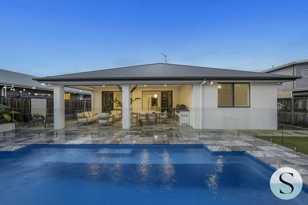 Fletcher 4房  Luxury Resort Living Opposite the Wetlands – Where Every Day Feels Like a Holiday