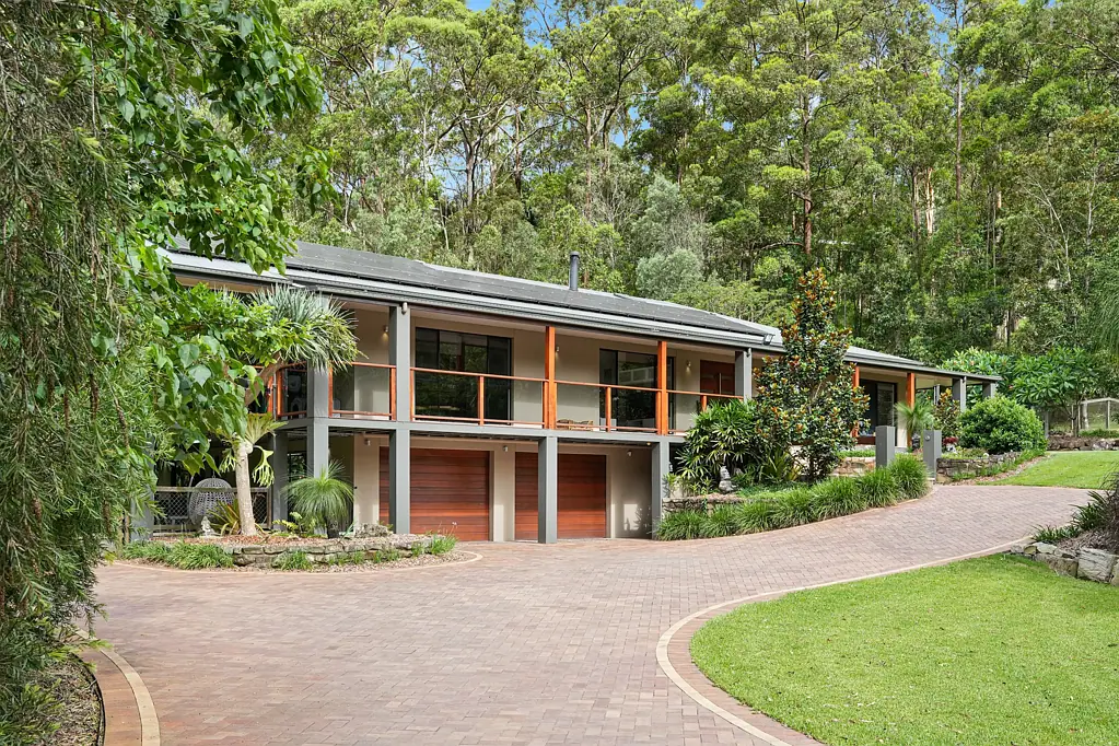 17 Clear Creek Court, Wongawallan, QLD 4210