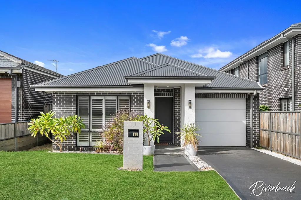 Modern Single-Level Living at Its Finest!