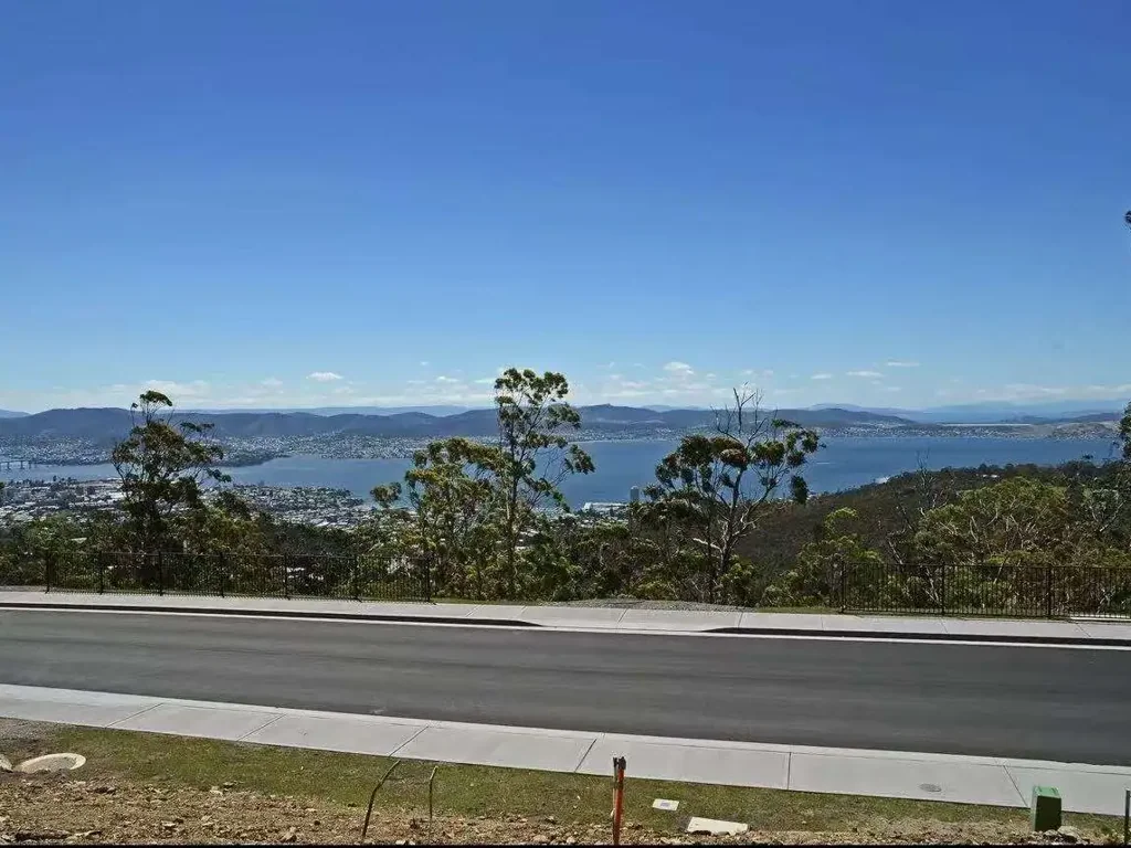 Tolmans Hill  Offers Over $510000