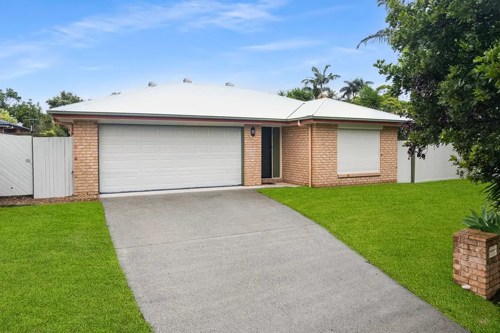 Heritage Park 4ห้องนอน **AVAILABLE NOW** A Fantastic Opportunity in a Popular Family-Friendly Location!