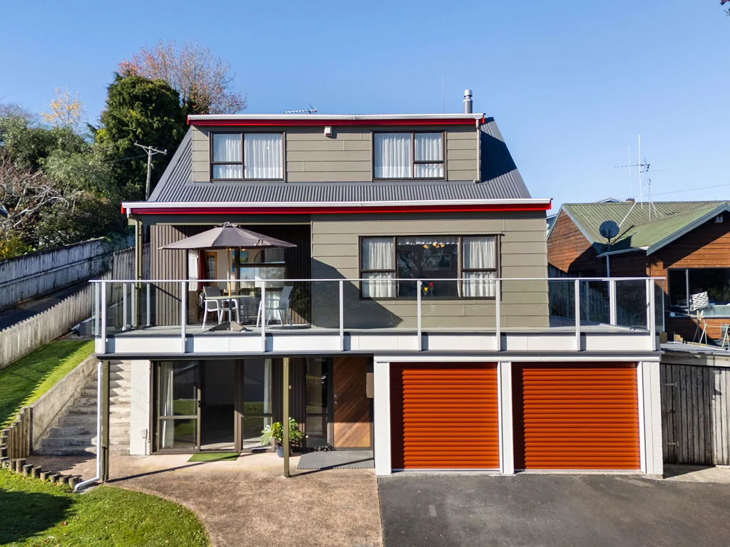 Forest Lake 3chambre Elevated Living, Unrivalled Views