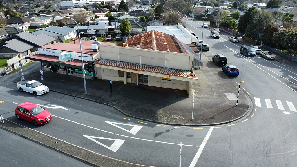 Trentham Opportunity Knocks: High-Profile Corner Site