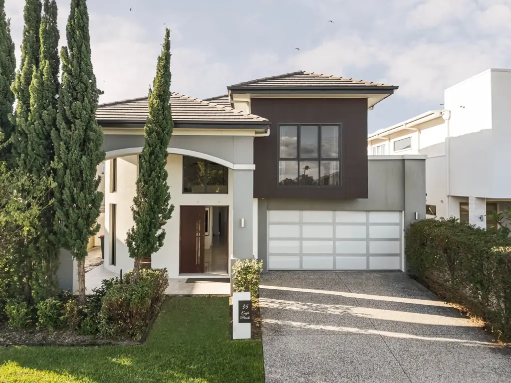 Rochedale 6ห้องนอน Sophisticated Luxury in Rochedale's Most Elite Neighborhood within Mansfield SHS Catchment