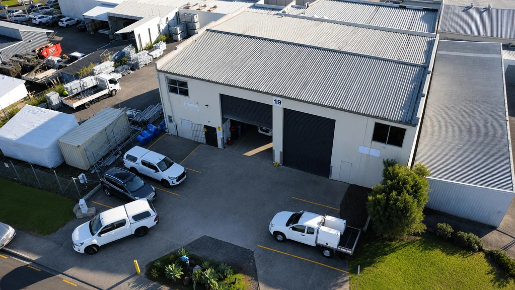 Silverdale Standalone Industrial with Yard in Silverdale