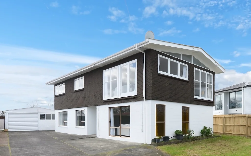 Blockhouse Bay 5部屋 Fully Renovated and Move-In Ready