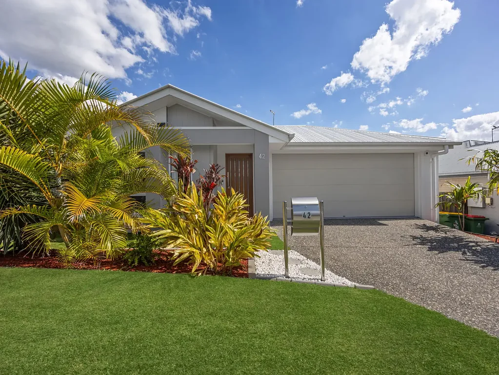 Redbank Plains 4 Slaapkamer Relaxed Living and Entertaining in Sought-After Fernbrooke Ridge Estate