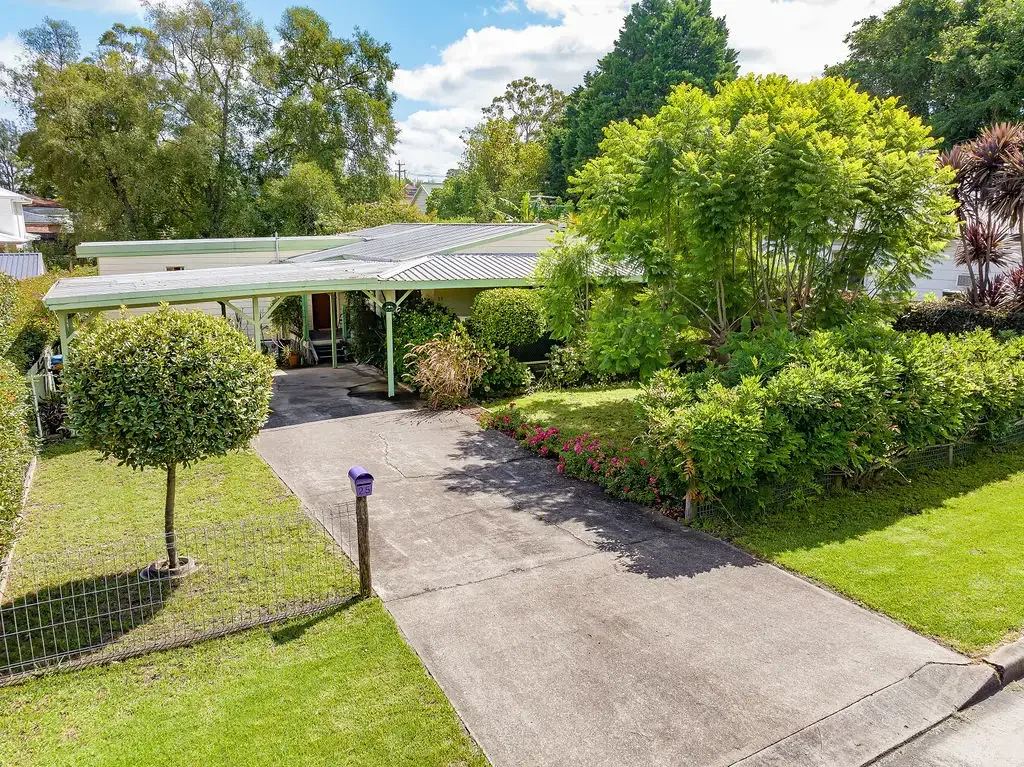 25 Mary Street, The Oaks, NSW 2570