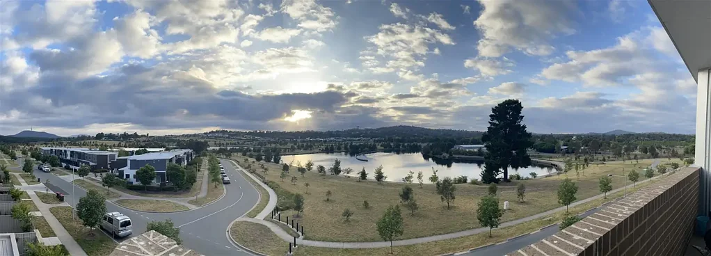 Coombs 2Moenga Top-Floor 2 Bedroom Apartment with Stunning Lake Views, Spacious Balcony, Modern Kitchen, and No Highway Noise in a Quiet Pocket of Coombs