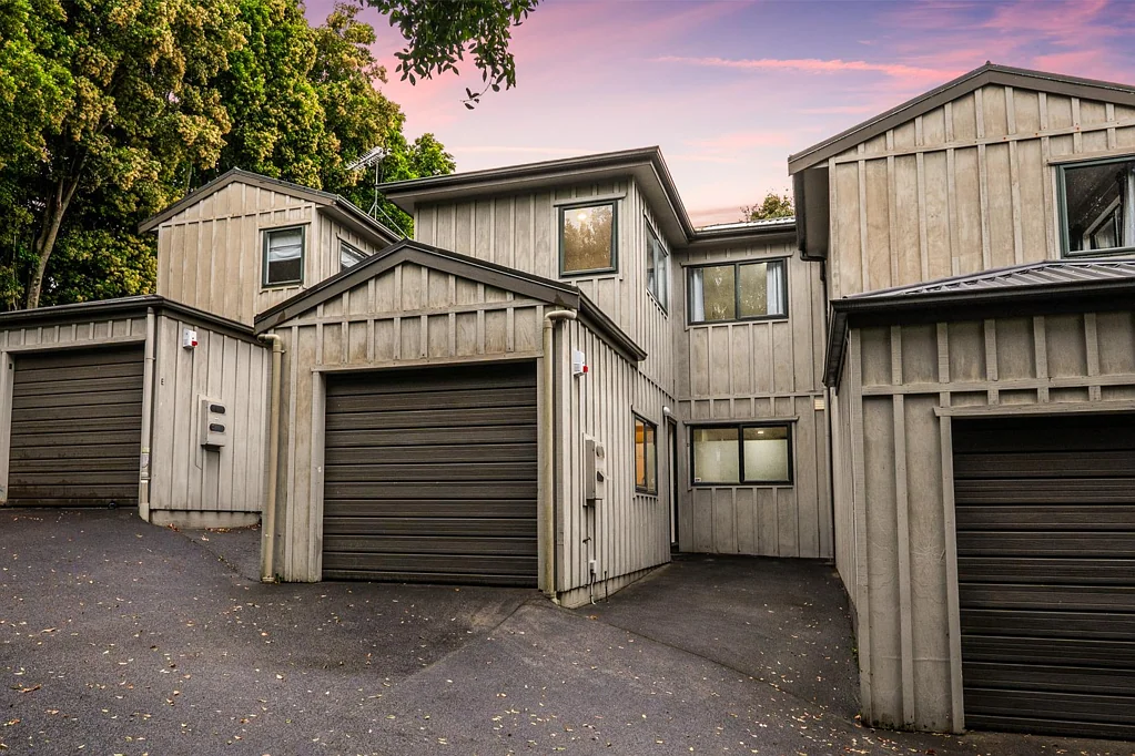 135d Triangle Road, Massey, Waitakere City, Auckland