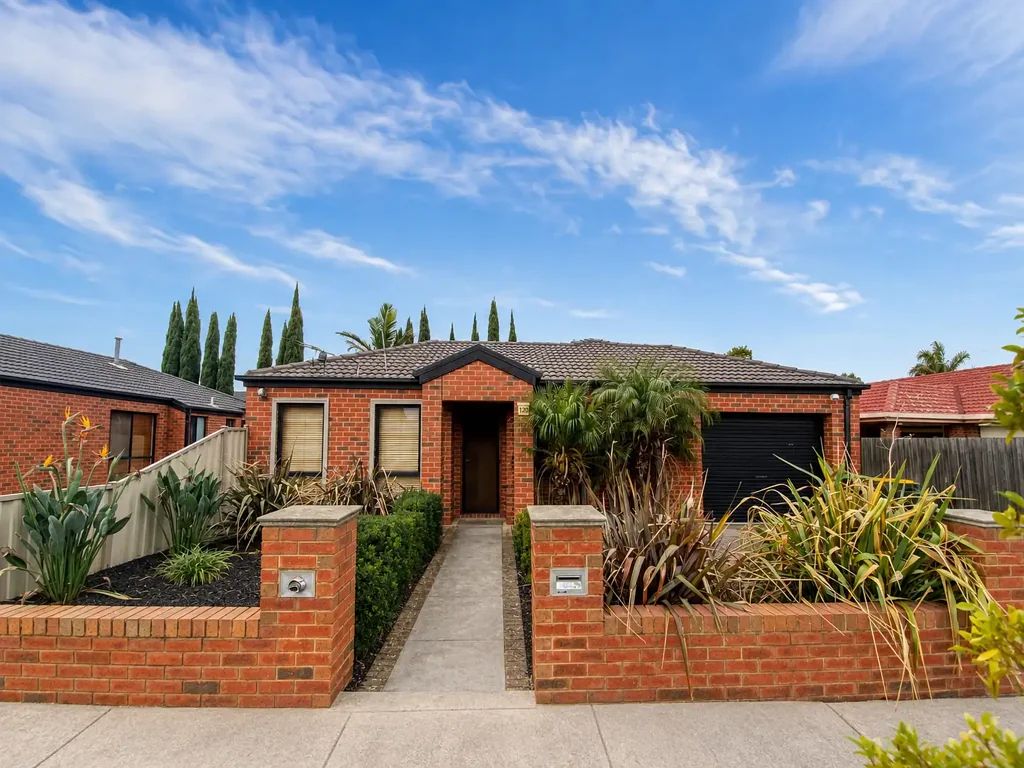 Modern Comfort in a Convenient Location