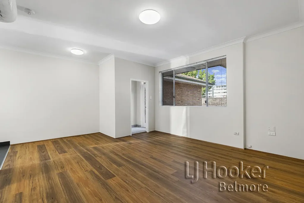Renovated 1 Bedroom in heart of Lakemba!!!!