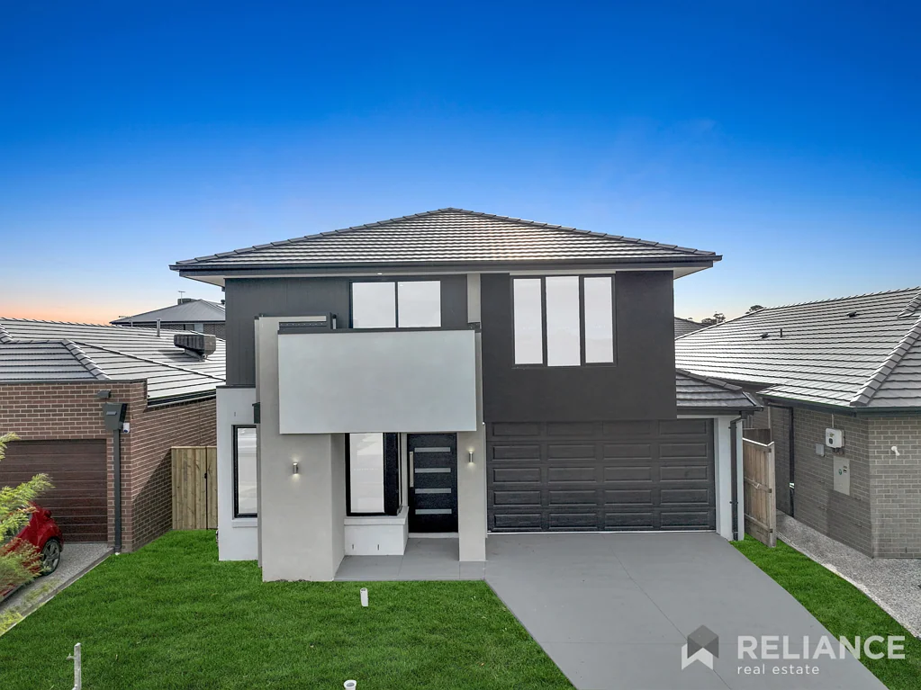 12 Cool Street, Sunbury, VIC 3429