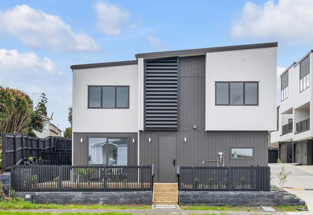 Manurewa 3 Bedroom BRAND NEW FREE HOLD LIVINING